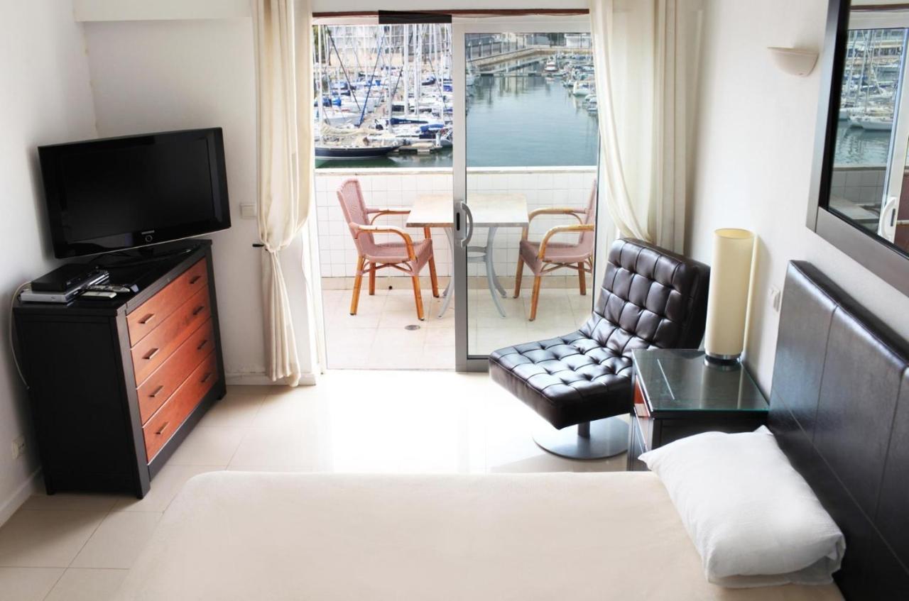 Central Lagos Apt With Marina Views Near Beaches Bagian luar foto